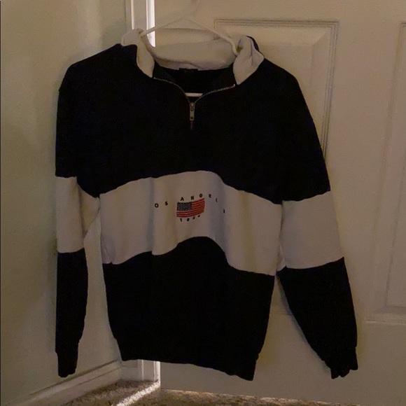 brandy melville quarter zip - Picture 1 of 3